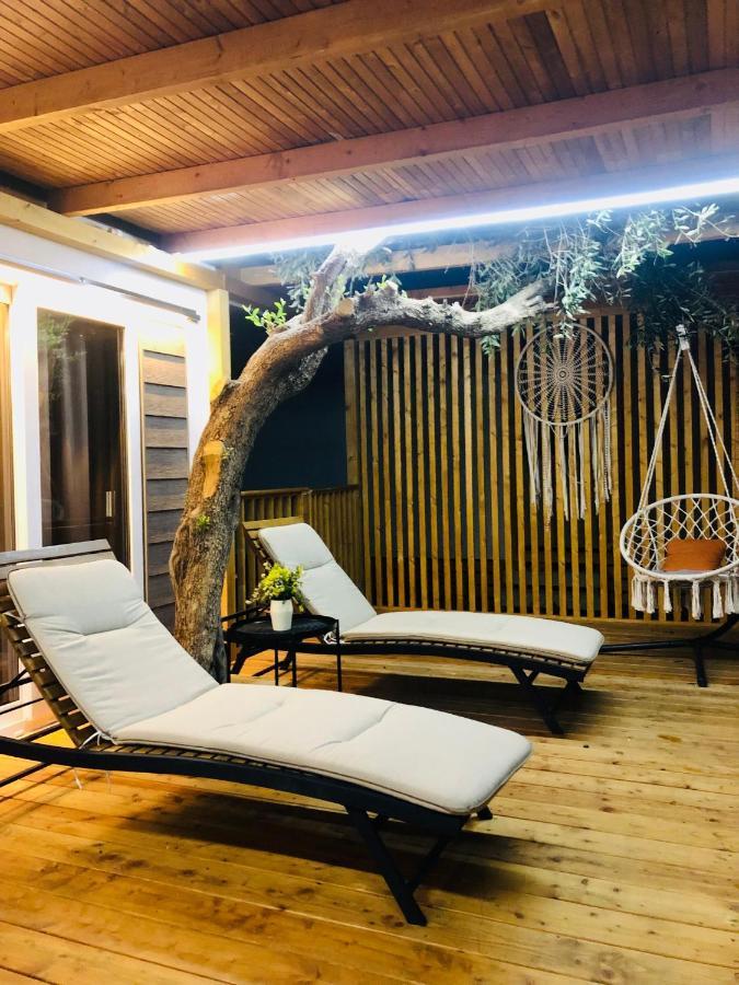 Villa Family Grand De Luxe Mobilhome Selce Exterior foto