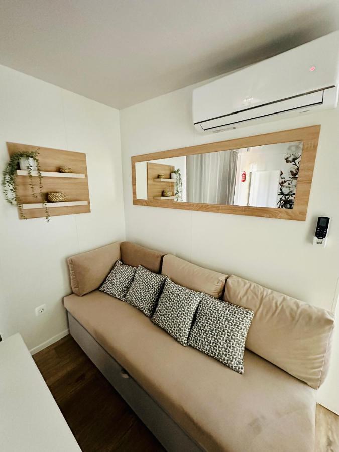 Villa Family Grand De Luxe Mobilhome Selce Exterior foto
