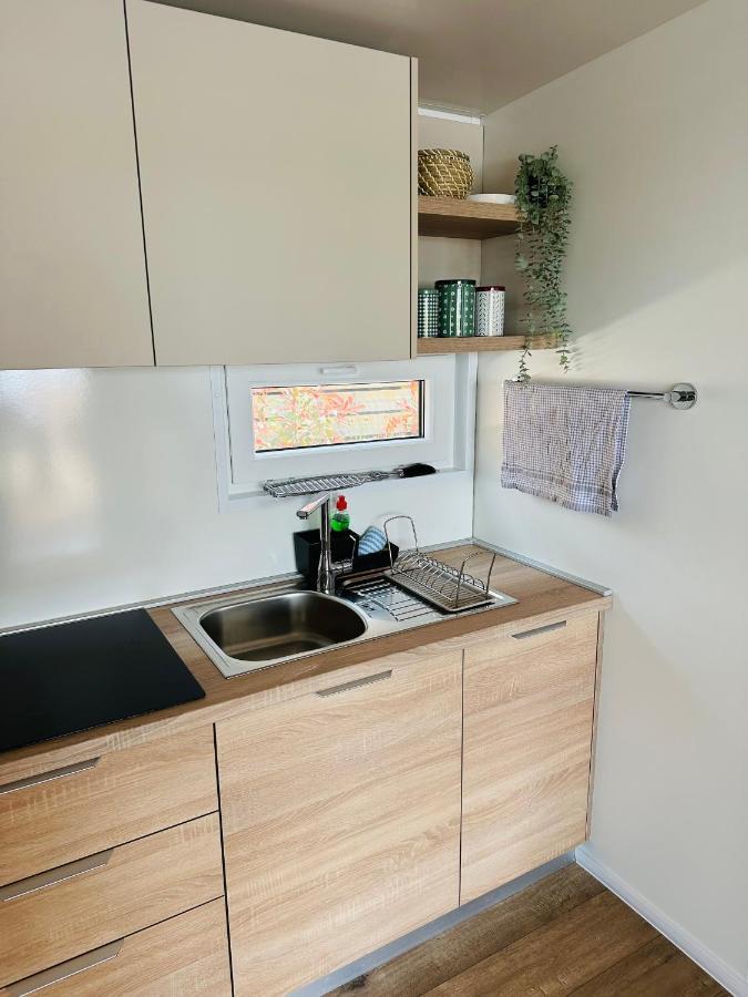 Villa Family Grand De Luxe Mobilhome Selce Exterior foto